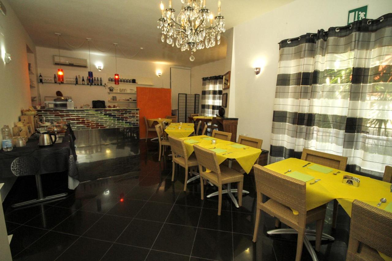 Hotel I Colori Sant'Antioco Luaran gambar