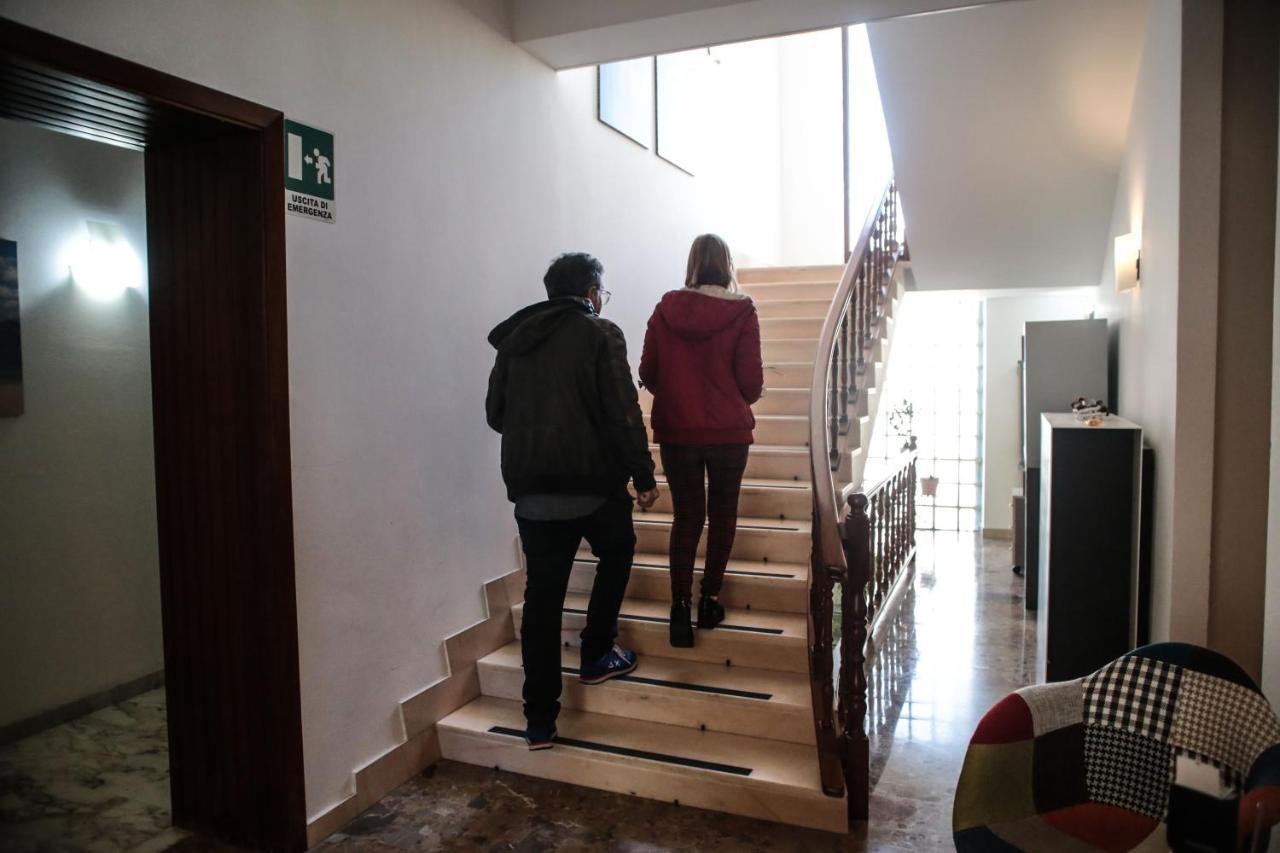 Hotel I Colori Sant'Antioco Luaran gambar